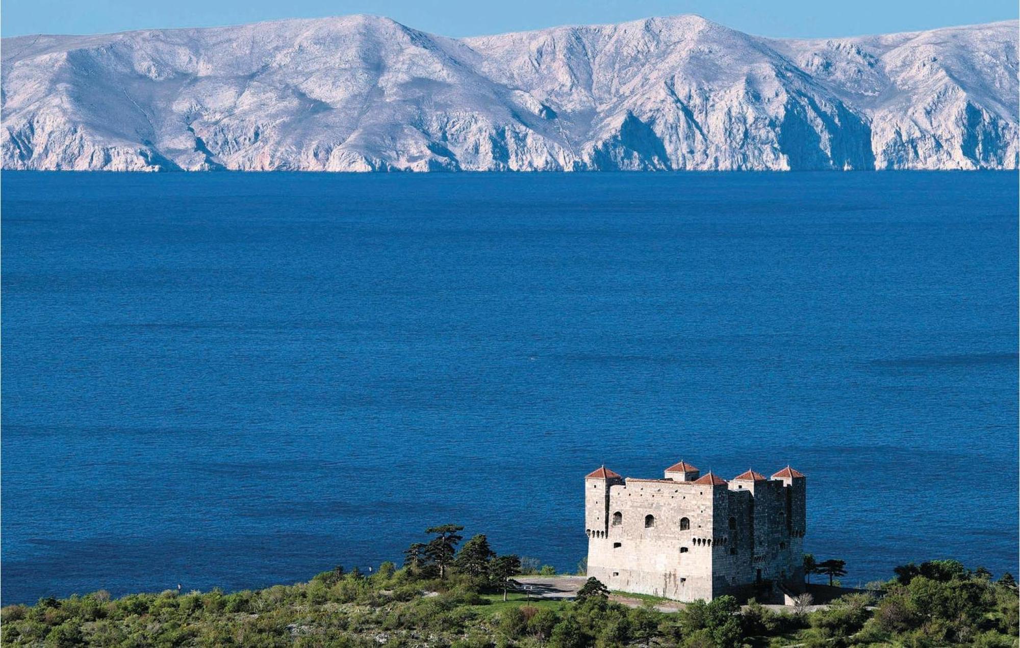 Nice Apartment In Senj With Ethernet Internet 外观 照片