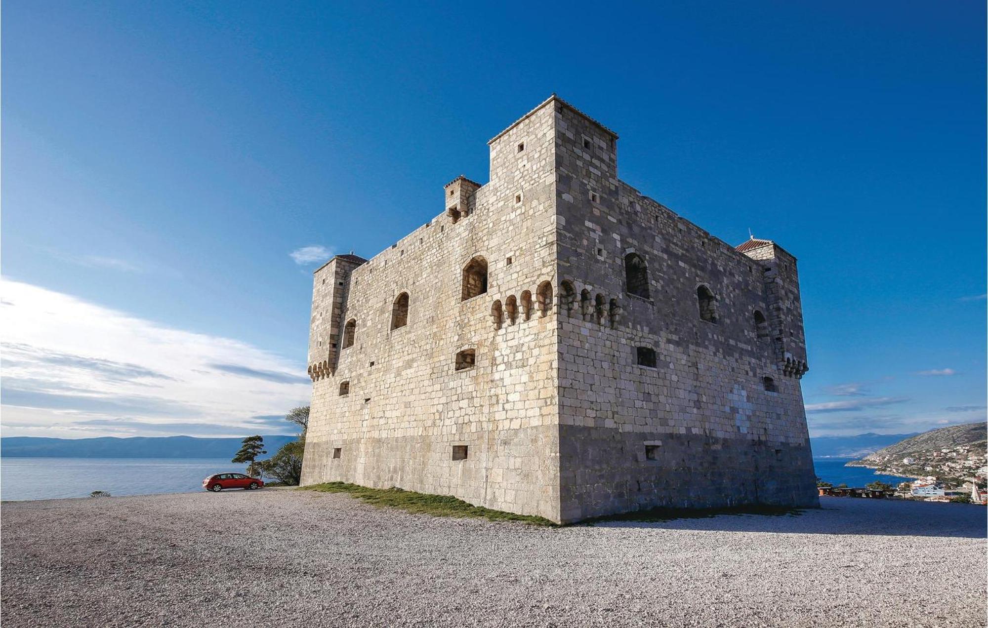 Nice Apartment In Senj With Ethernet Internet 外观 照片